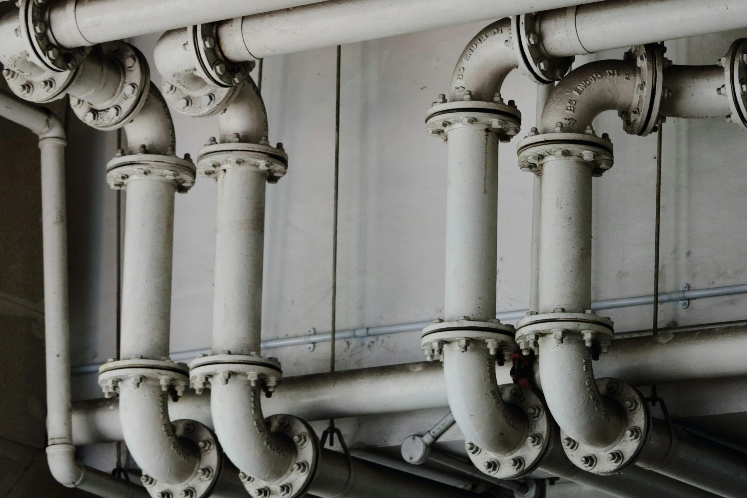 Problemas comunes de tuberías en edificios antiguos